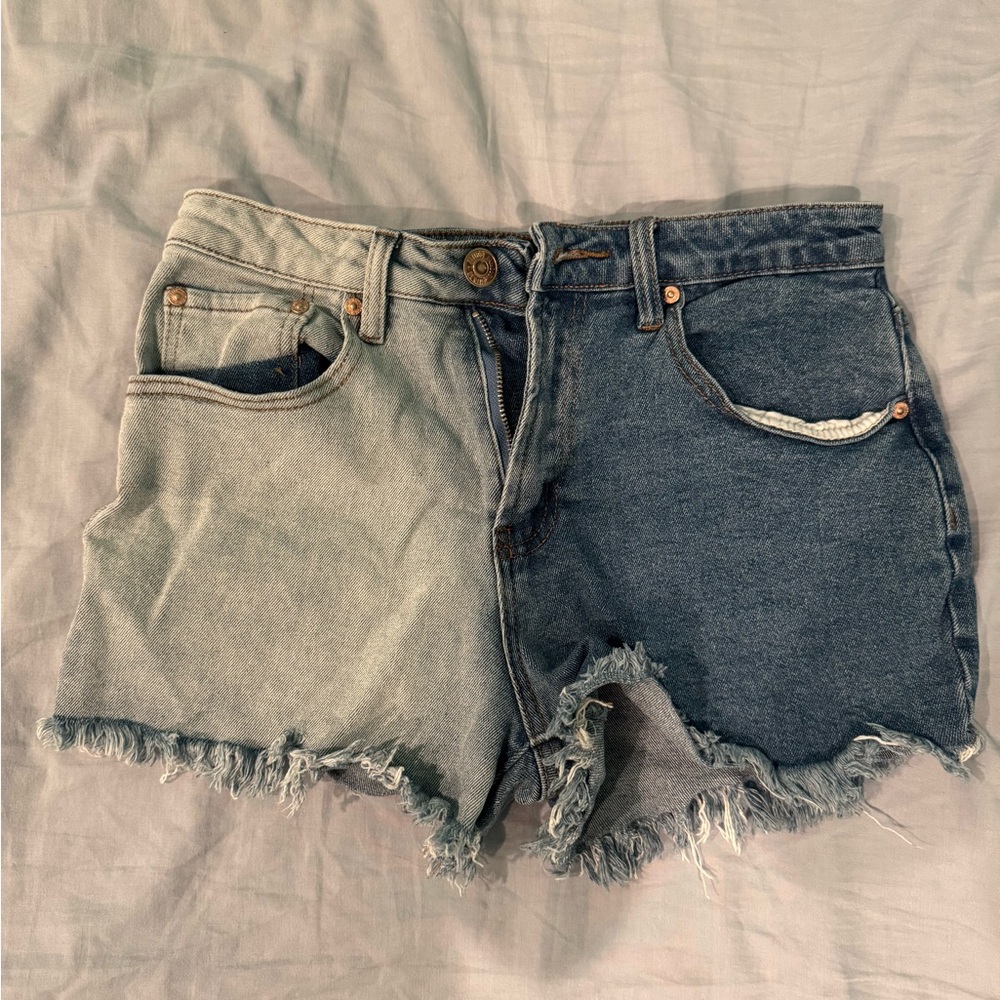 Almost Famous Two-Tone Jean Shorts